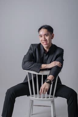 Nn Lim, Founder — Product & Marketing Lead at Cuezor Tech